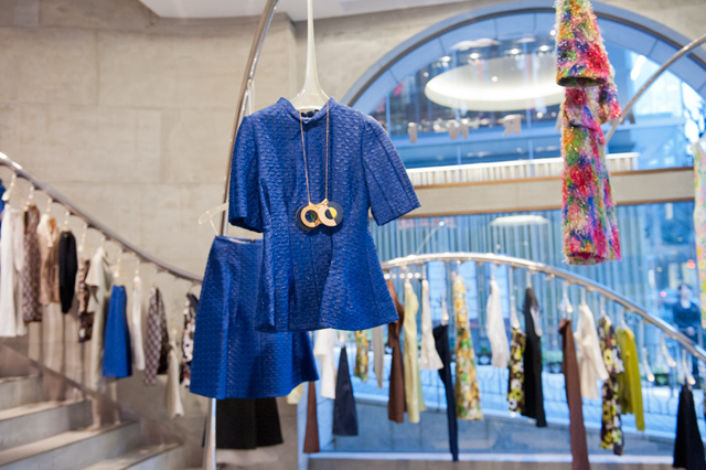 5周年を迎えたマルニ青山店 - 限定アイテムも発売中 - ファッションプレス