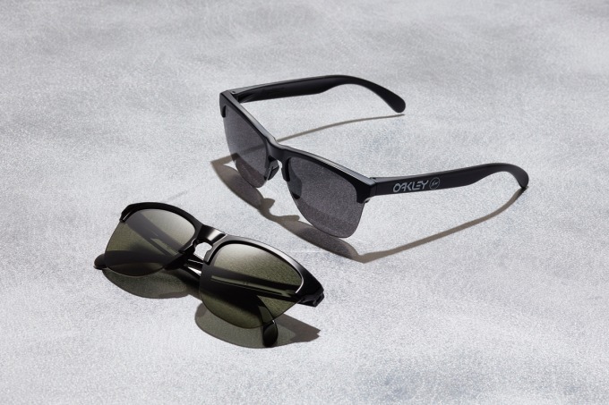 OAKLEY × FROGSKINS (A) FRAGMENT フラグメント
