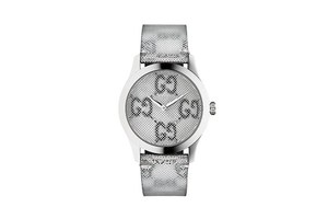 グッチの新作腕時計 - “GGロゴ”のホログラム仕様＆キャットヘッドや