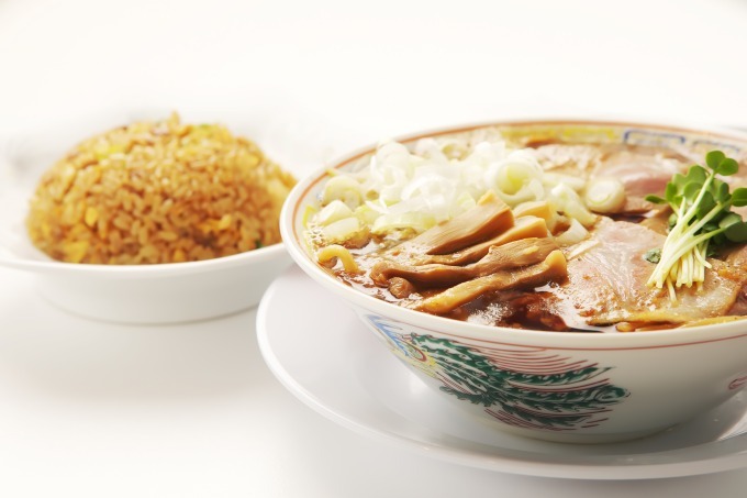 大阪発ラーメン店「サバ6製麺所」成城学園前に東京初進出 - 鯖×醤油スープの親しみあふれる味わい｜写真2