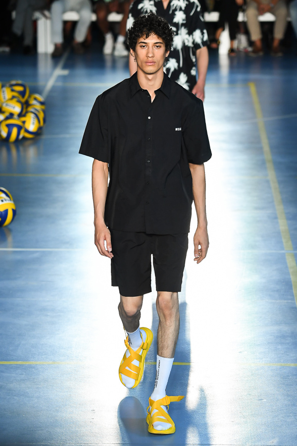 エムエスジーエム(MSGM) 2019年春夏メンズコレクション  - 写真75