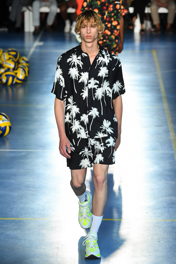 エムエスジーエム(MSGM) 2019年春夏メンズコレクション  - 写真76