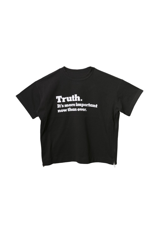 sacai×NYタイムズ紙「Truth」”ジャーナリズムの自由”をＴシャツや ...