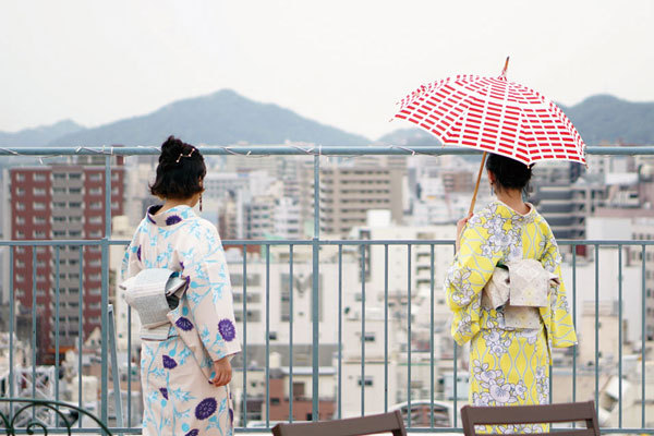 ユニクロの新作浴衣は 中原淳一や竹久夢二の作品がモチーフ レトロモダンなラインナップ ファッションプレス
