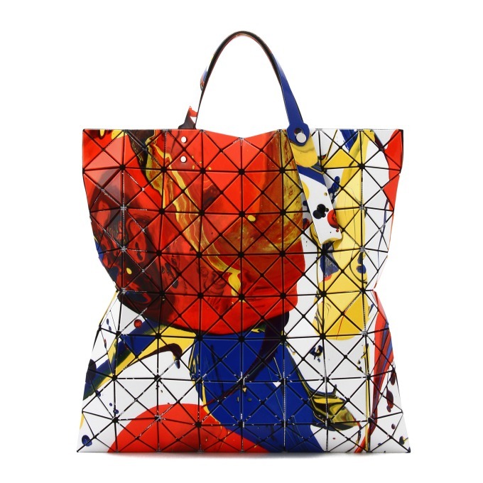 BAO BAO ISSEY MIYAKE 新作バッグ - 絵具を勢いよく厚塗りしたようなトートなど｜写真20