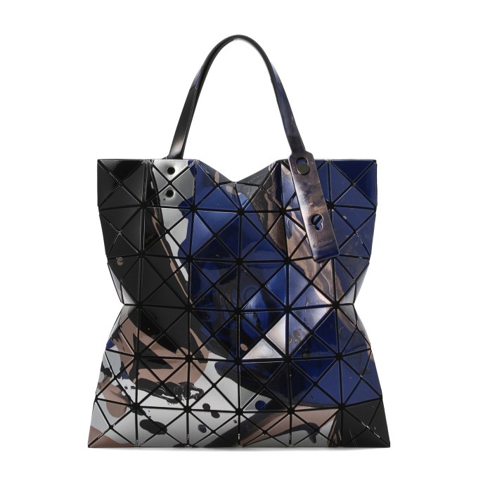 BAO BAO ISSEY MIYAKE 新作バッグ - 絵具を勢いよく厚塗りしたようなトートなど｜写真18