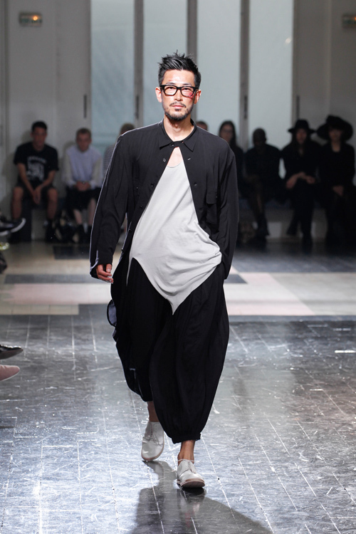 ヨウジヤマモト(Yohji Yamamoto) 2013年春夏メンズコレクション