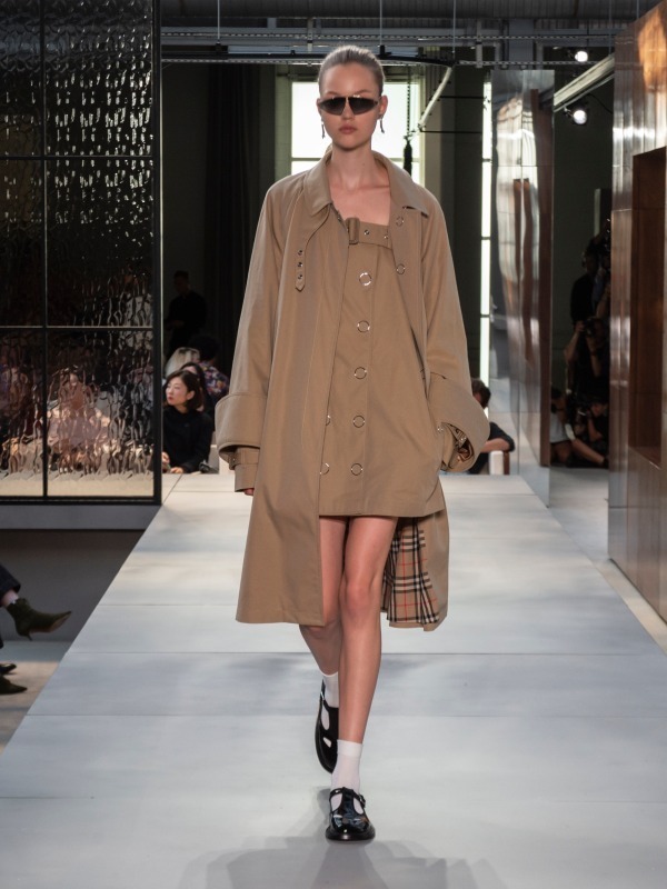 バーバリー(BURBERRY) 2019年春夏ウィメンズコレクション  - 写真70