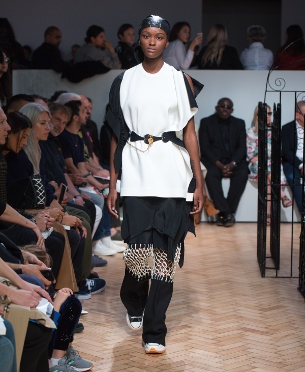 JW アンダーソン(JW Anderson) 2019年春夏ウィメンズコレクション  - 写真40