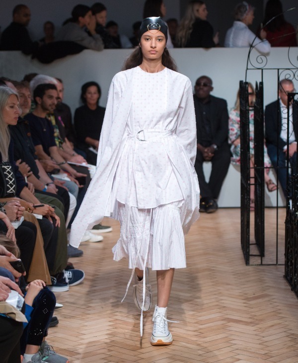 JW アンダーソン(JW Anderson) 2019年春夏ウィメンズコレクション  - 写真42