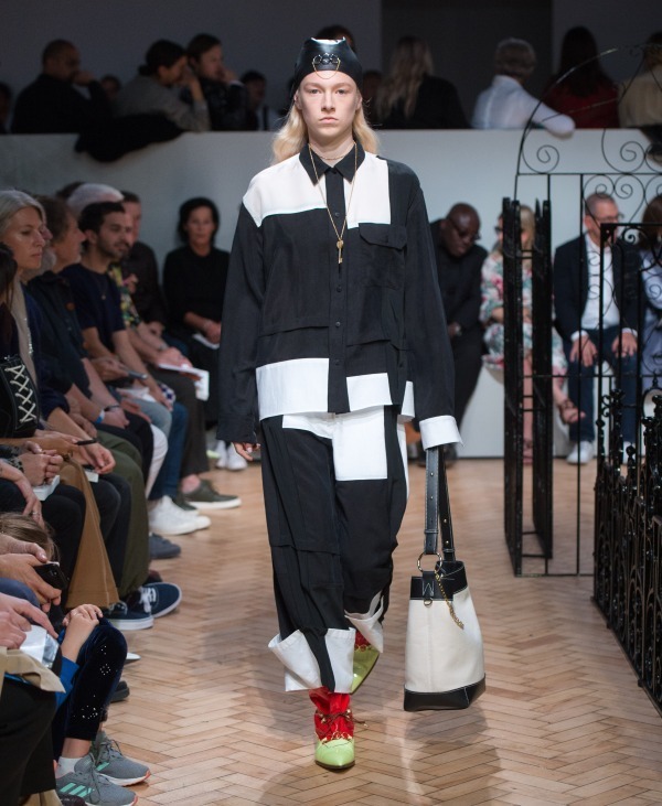 JW アンダーソン(JW Anderson) 2019年春夏ウィメンズコレクション  - 写真47