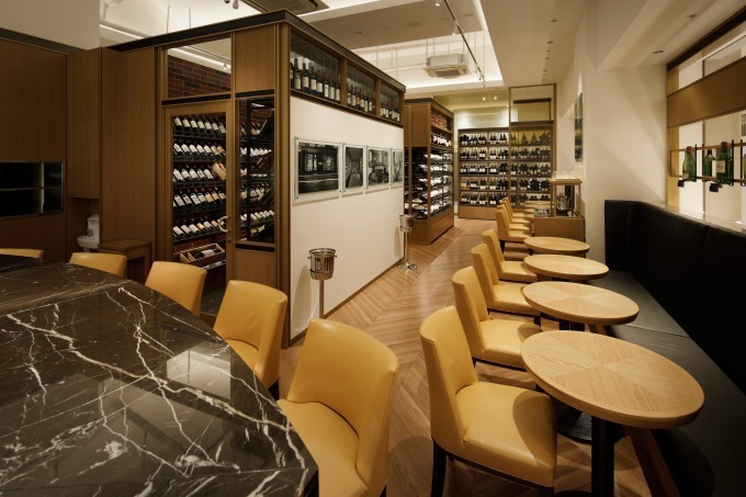 パリの老舗レストラン タイユヴァン ワイン専門店が日本橋髙島屋に 世界初カフェ バーを併設 ファッションプレス