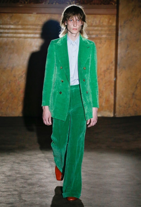 写真11 42 メンズ 緑のダブルジャケットを使ったコーディネート着用 コレクションルックギャラリー ファッションプレス