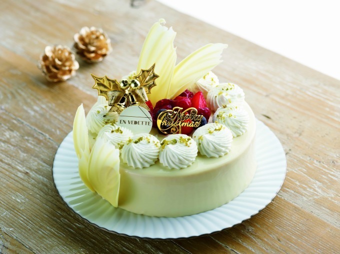 松屋のクリスマスケーキ ピエール エルメ パリの栗 ローズ ホワイトチョコケーキなど ファッションプレス