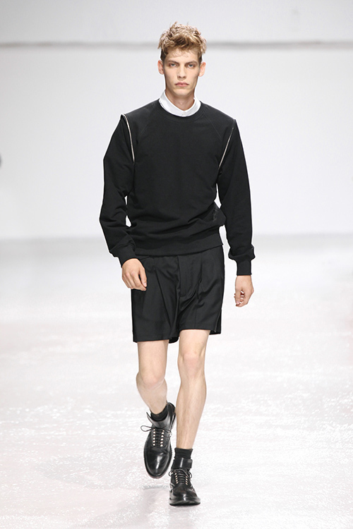 クリスヴァンアッシュ(KRISVANASSCHE) 2013年春夏メンズコレクション  - 写真21