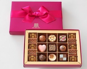 リーガロイヤルホテル 大阪 のバレンタイン ステーショナリー風や12星座モチーフのチョコレート ファッションプレス
