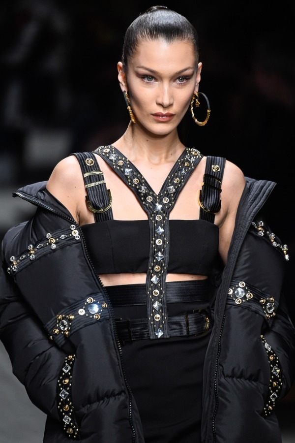 ヴェルサーチェ(VERSACE) 2019-20年秋冬メンズコレクション  - 写真17