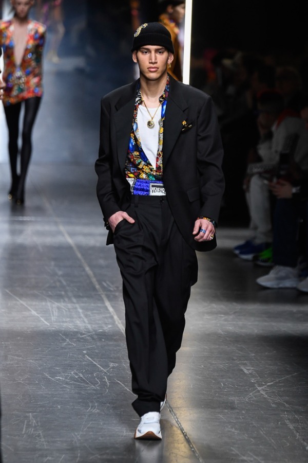 ヴェルサーチェ(VERSACE) 2019-20年秋冬メンズコレクション  - 写真72