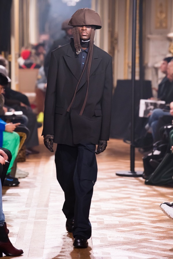 ラフ シモンズ(RAF SIMONS) 2019-20年秋冬メンズコレクション 