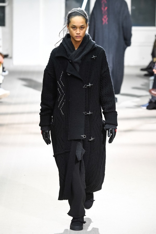 ヨウジヤマモト(Yohji Yamamoto) 2019-20年秋冬メンズコレクション  - 写真50