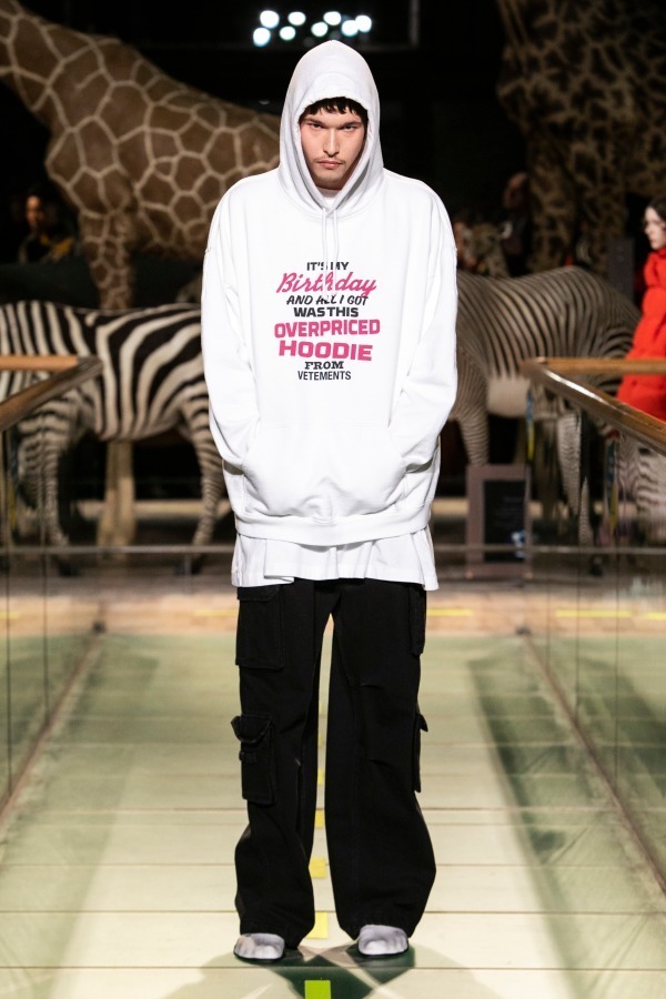 写真13/37｜ヴェトモン(VETEMENTS) 2019-20年秋冬メンズコレクション