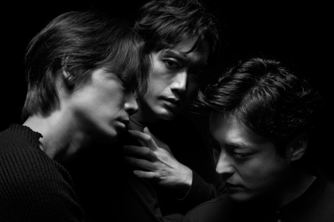 綾野剛, 山田孝之 THE XXXXXX(ザ・シックス)｜写真11