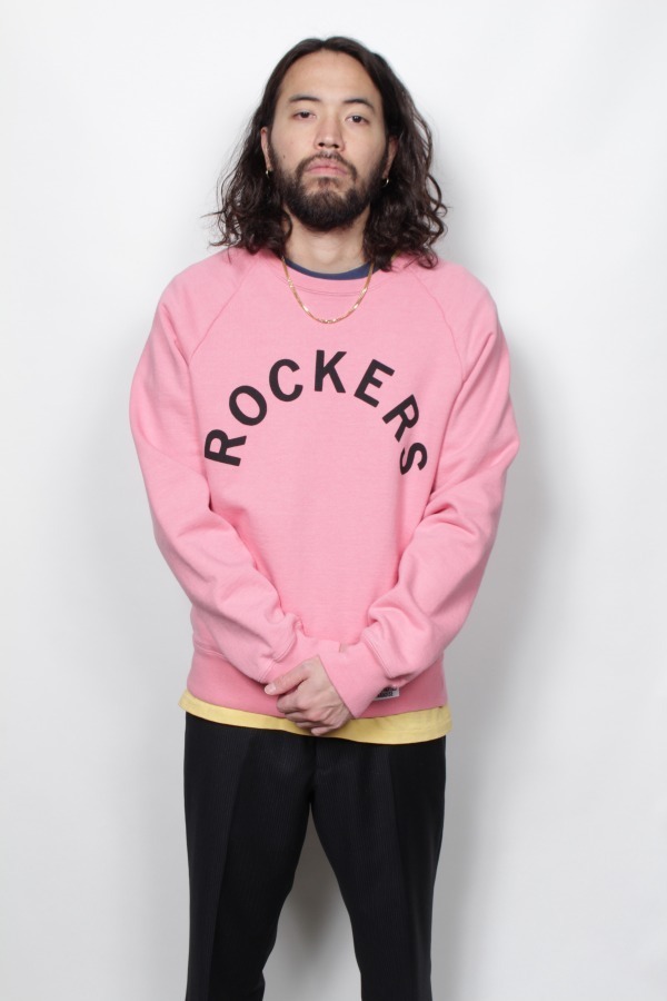 写真31 42 メンズ ピンクのセーター ニット を使ったコーディネート着用 コレクションルックギャラリー ファッションプレス