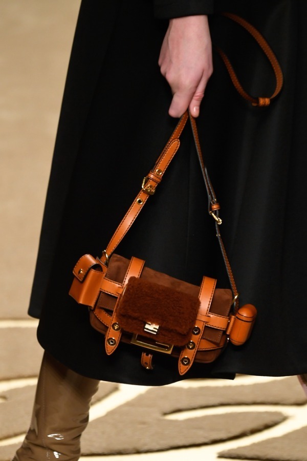 フェンディ(FENDI) 2019-20年秋冬ウィメンズコレクション  - 写真52