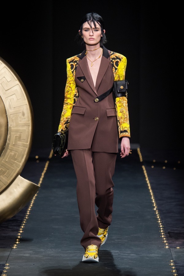 ヴェルサーチェ(VERSACE) 2019-20年秋冬ウィメンズコレクション  - 写真4