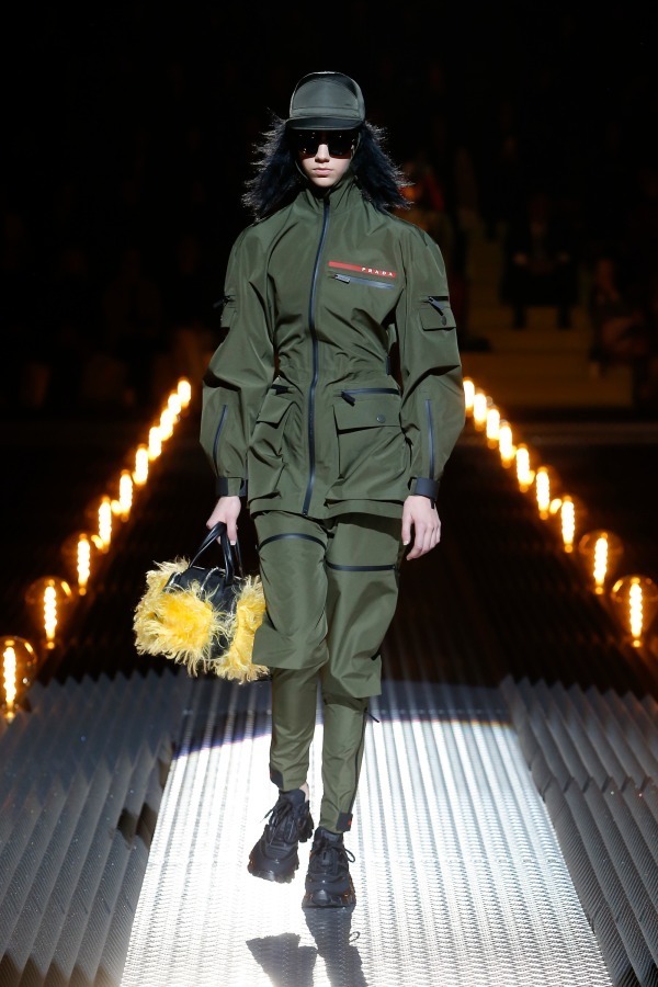 プラダ(PRADA) 2019-20年秋冬ウィメンズコレクション  - 写真32