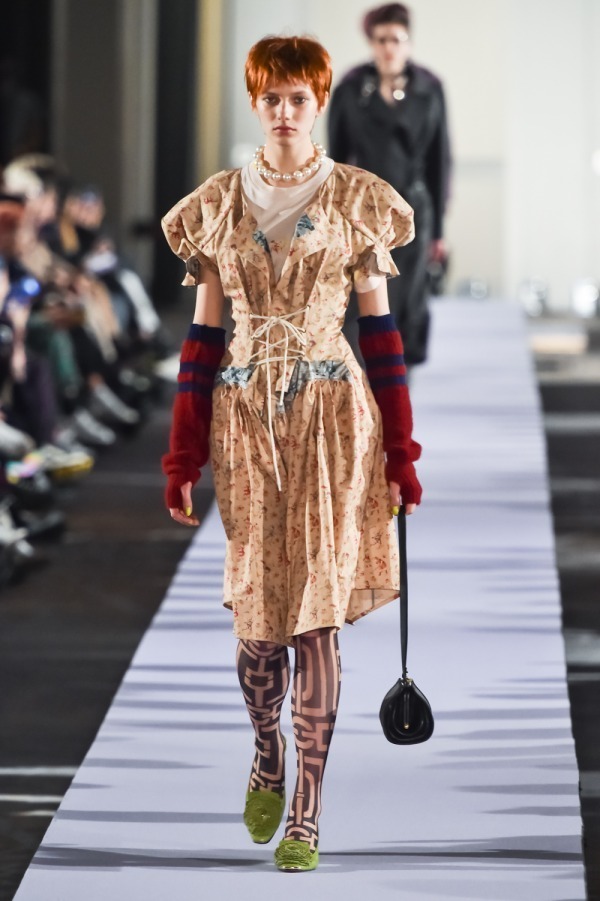 アンドレアス・クロンターラー フォー ヴィヴィアン・ウエストウッド(Andreas Kronthaler for Vivienne Westwood) 2019-20年秋冬ウィメンズ&メンズコレクション  - 写真3