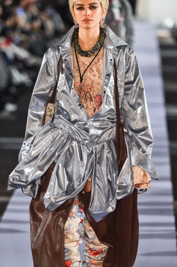 アンドレアス・クロンターラー フォー ヴィヴィアン・ウエストウッド(Andreas Kronthaler for Vivienne Westwood) 2019-20年秋冬ウィメンズ&メンズコレクション  - 写真36