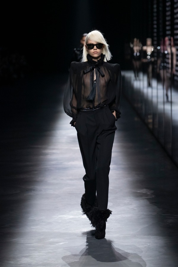 サンローラン(Saint Laurent) 2019-20年秋冬ウィメンズコレクション  - 写真39