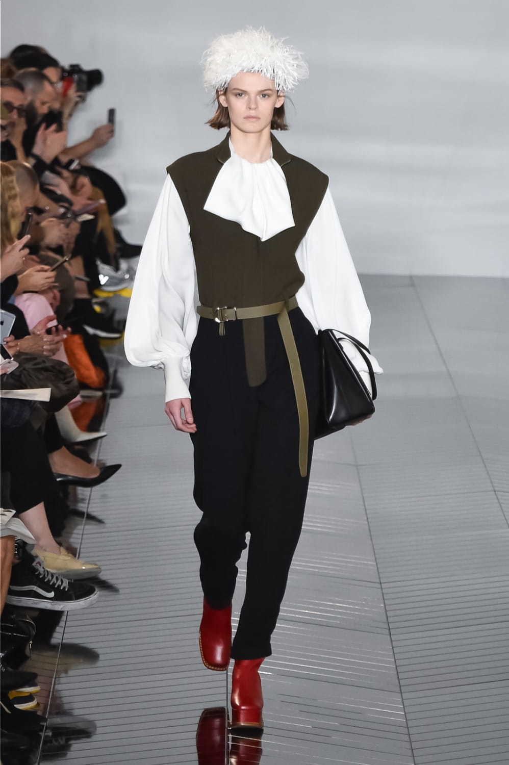 ロエベ(LOEWE) 2019-20年秋冬ウィメンズコレクション  - 写真13