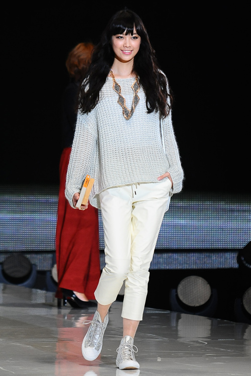 東京ランウェイ 2012A/W 2ndステージ - EMODAなどの人気ブランド、ベッキーや小島よしおも出演｜写真45