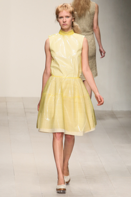 シモーネ ロシャ(SIMONE ROCHA) 2013年春夏ウィメンズコレクション  - 写真16