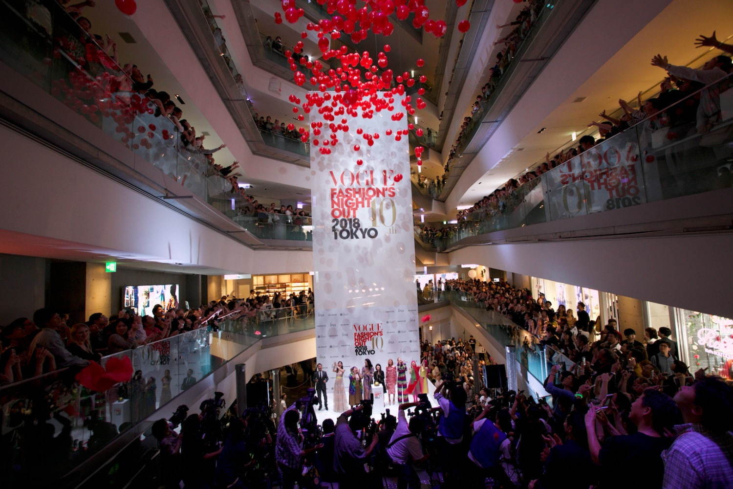 「ヴォーグ・ファッションズ・ナイト・アウト(FNO) 2019」東京・神戸・名古屋・大阪で開催｜写真1