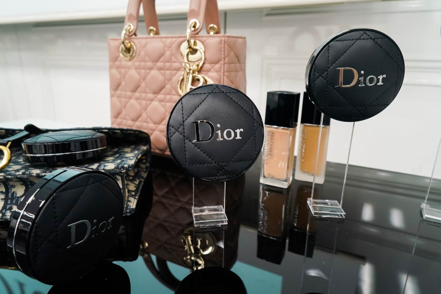 ディオール(DIOR) クッション｜写真2