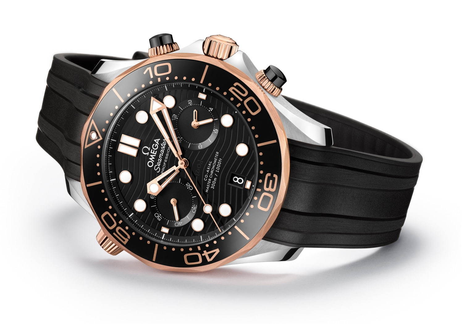 オメガ人気メンズ腕時計「シーマスター ダイバー300M」から新クロノ