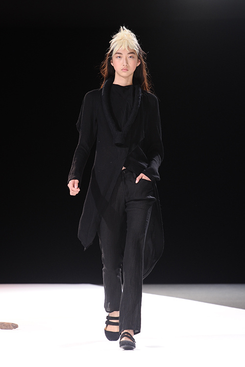 ヨウジヤマモト(Yohji Yamamoto) 2013年春夏ウィメンズコレクション  - 写真61