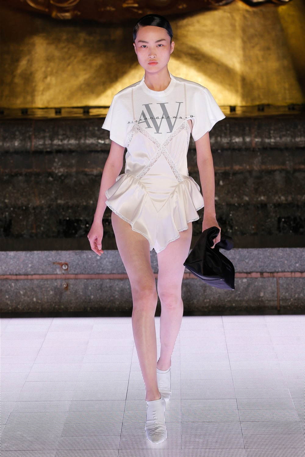 アレキサンダー ワン(alexanderwang) 2020年春夏ウィメンズコレクション  - 写真21