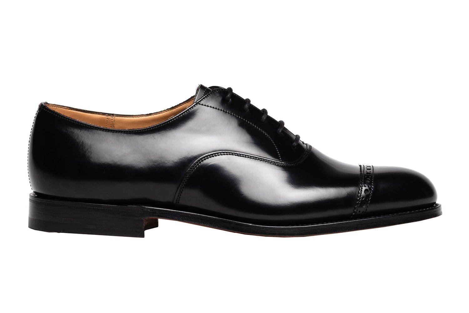 チャーチ「バークロフト」復刻版の新作シューズ、英国伝統靴を想わせる 