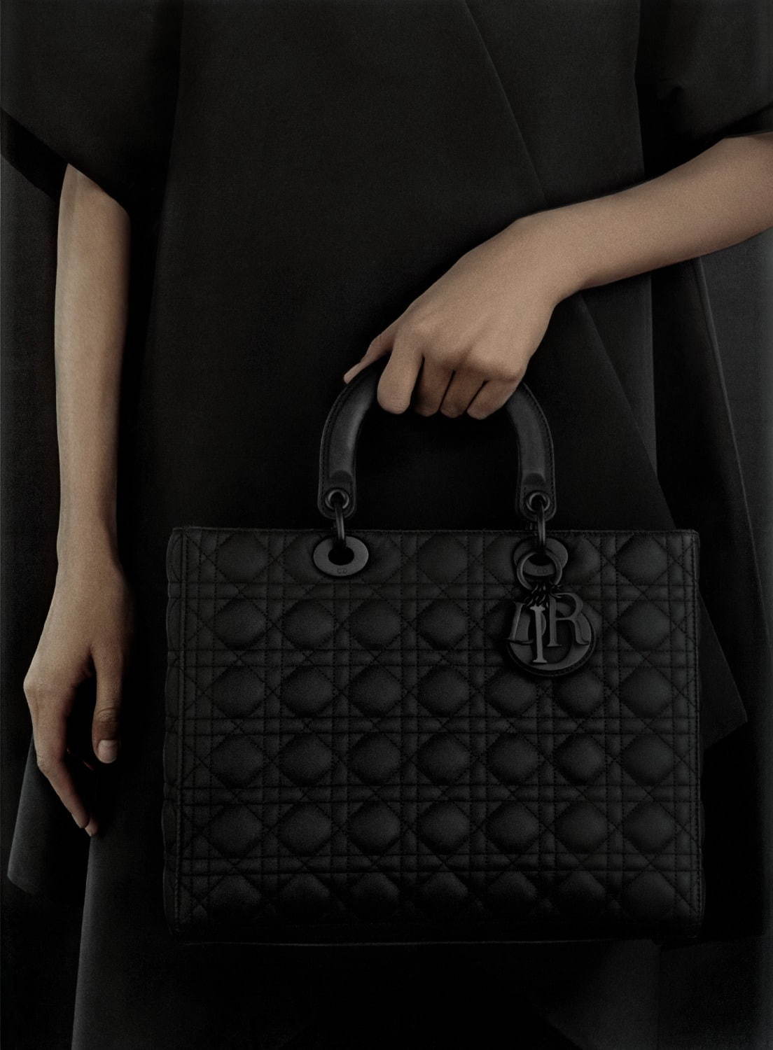 ≪可愛い≫Christian Dior ディオール ハンドバッグ ブラック 黒