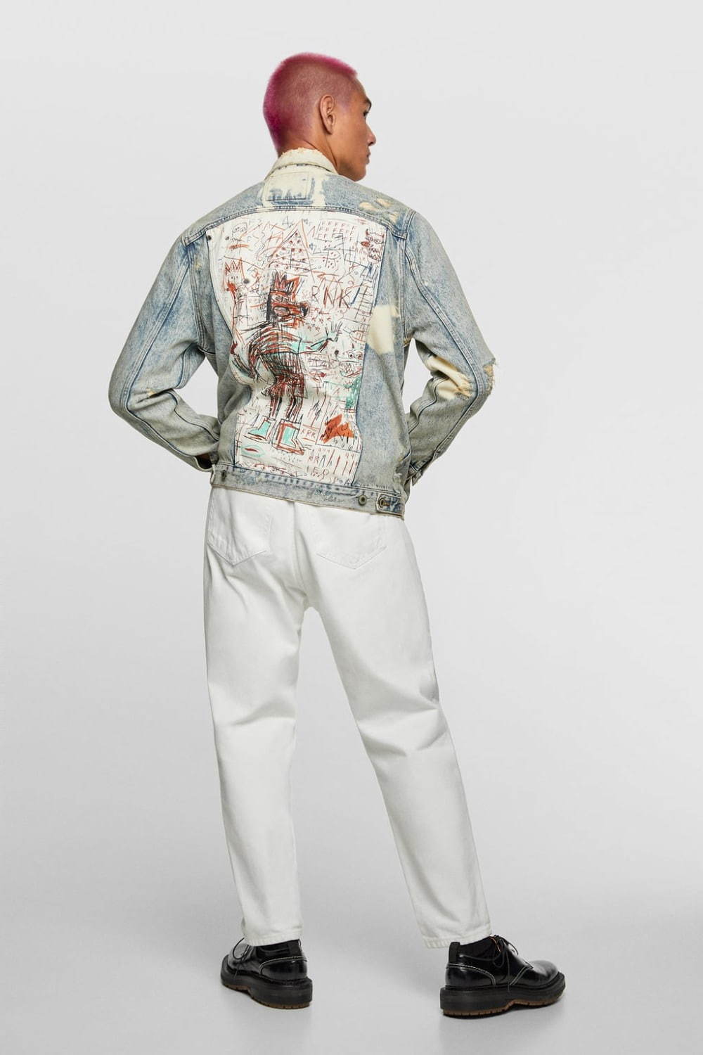写真4 4 Zara バスキア のイラストを配したメンズデニムジャケット発売 バック 袖 フロントに ファッションプレス