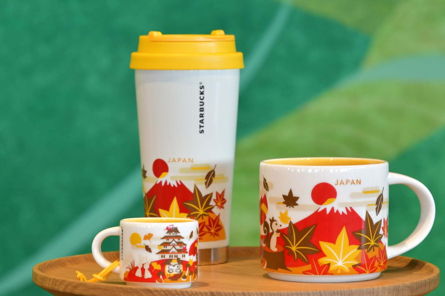 スターバックス“日本の秋”から着想のタンブラー＆マグカップ、赤富士 ...