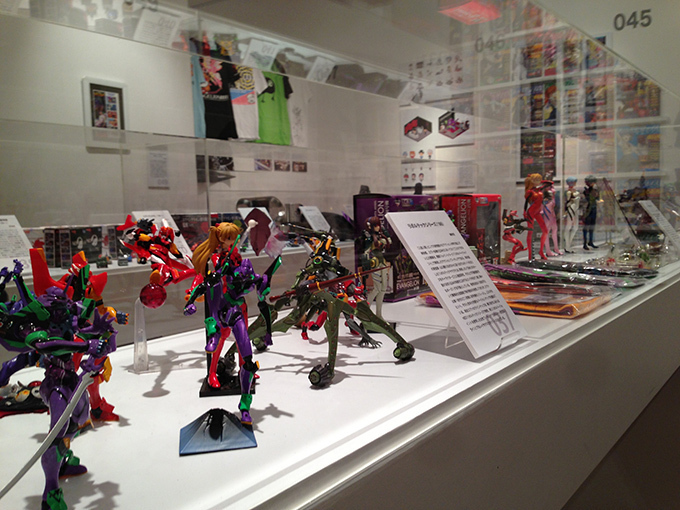 エヴァンゲリオン関連作品2000点を集めた展覧会「EVANGELION100.0」東北へ初上陸｜写真44