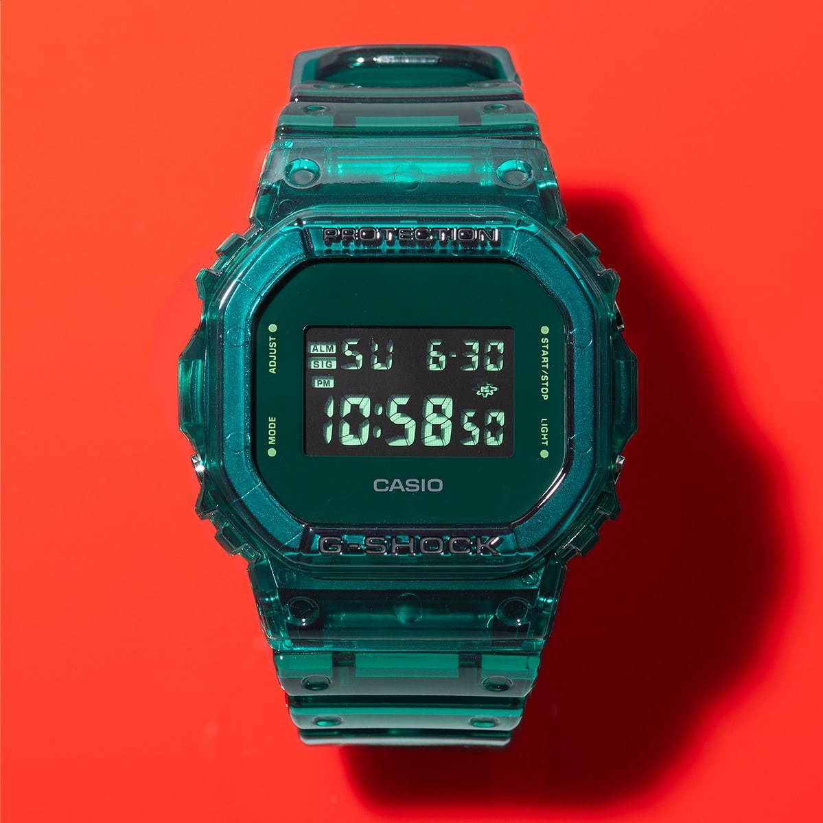 CASIO 腕時計G-SHOCK DW-5600SB-3JFスケルトングリーン - 時計