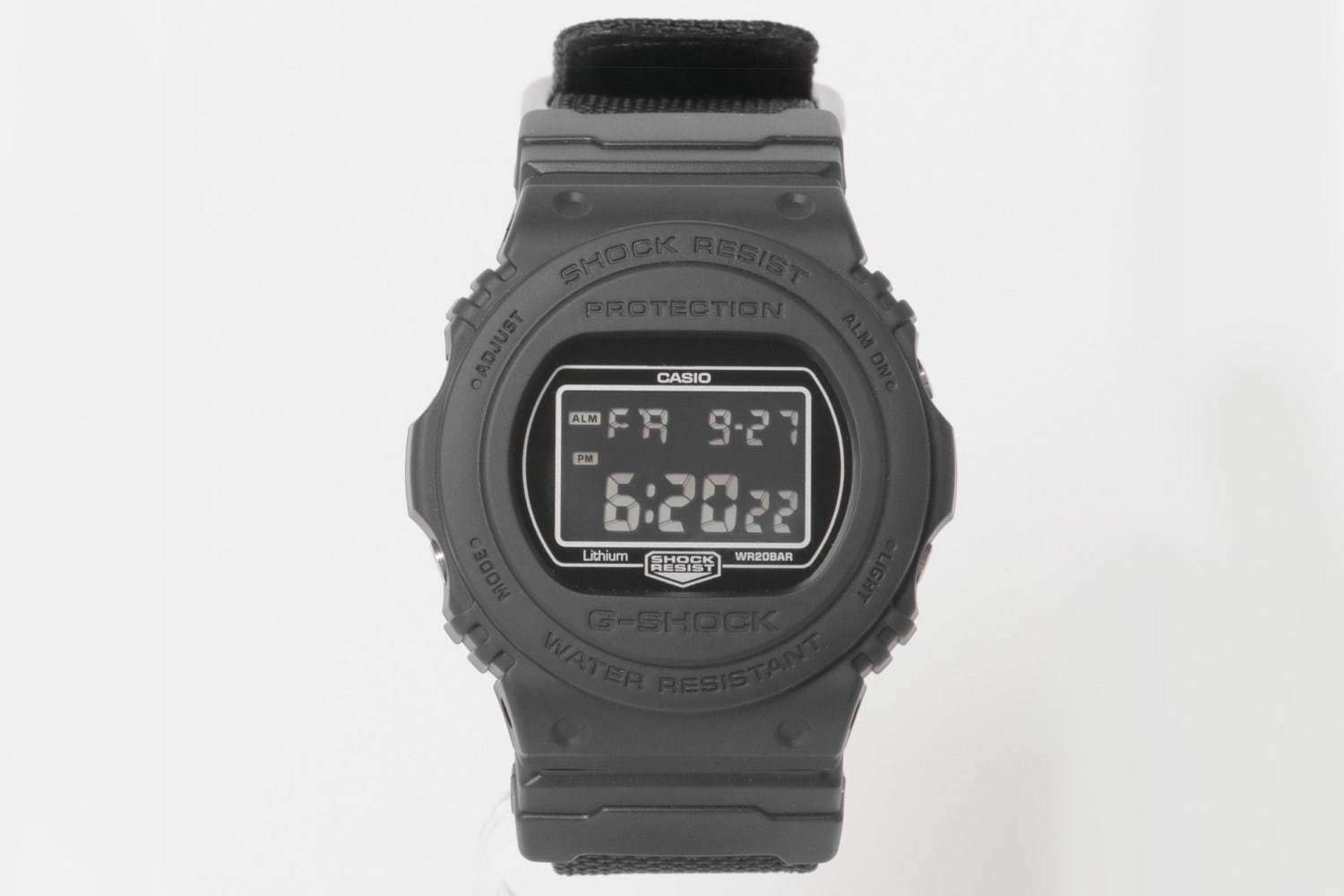 G-SHOCKから「ワンピース/ドラゴンボールZ」コラボ腕時計、成長する