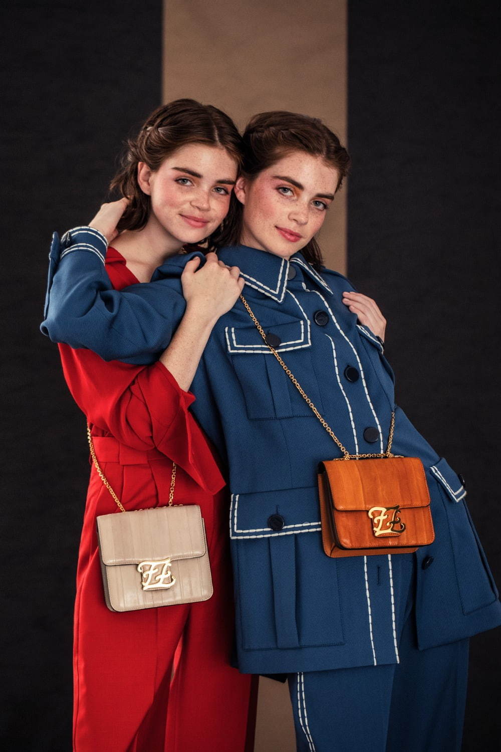 フェンディ(FENDI) カーリグラフィ｜写真6