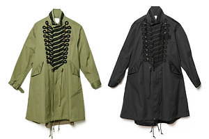 sacai ドーバー限定のモッズコート、ナポレオンジャケットの装飾を加え